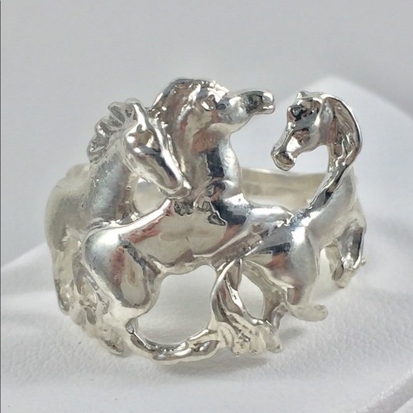 NWT Sterling silver .925 Wild Horses art ring - Picture 2 of 7